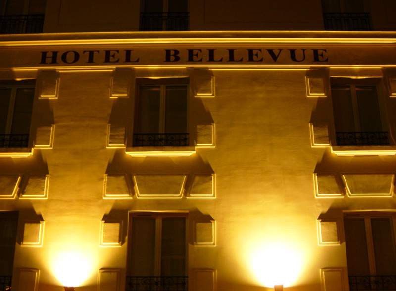ホテル ベルビュー パリ モンマルトル エクステリア 写真